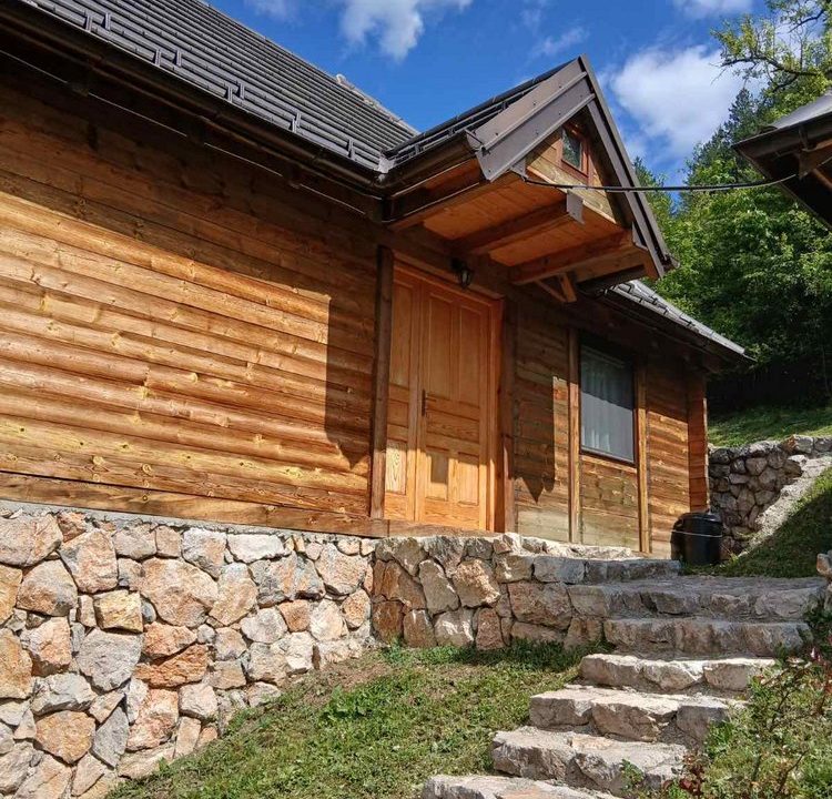 drvena-kuća-nada-tara-smeštaj-zaovine (24)