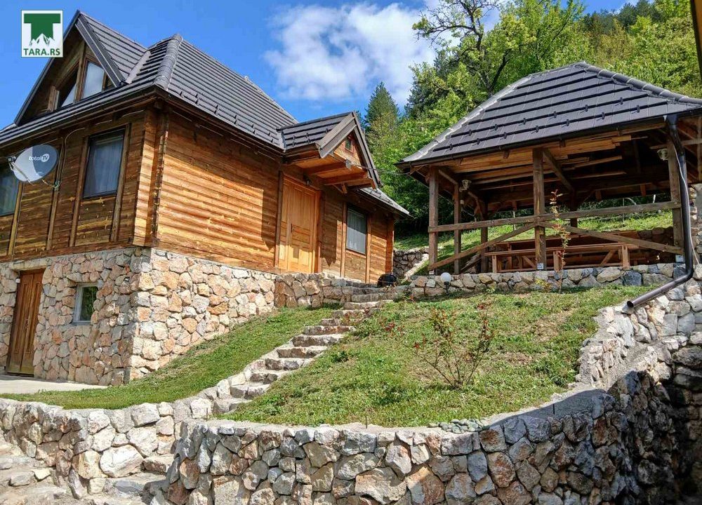 drvena-kuća-nada-tara-smeštaj-zaovine (4)