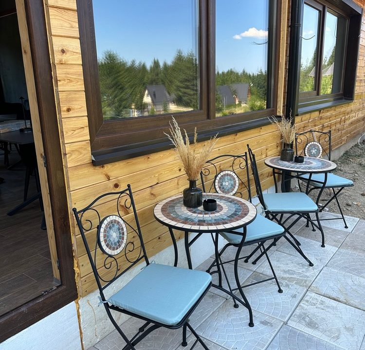 planina-tara-restoran-Laganini-na-planini-4