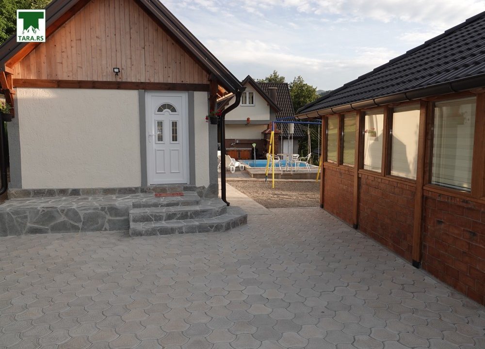 ivin-gaj-bajina-bašta-smeštaj-bazen (36)
