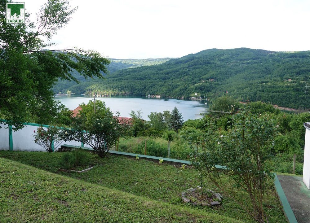 perucac-vikendica-ljubicica-smeštaj-jezero-9