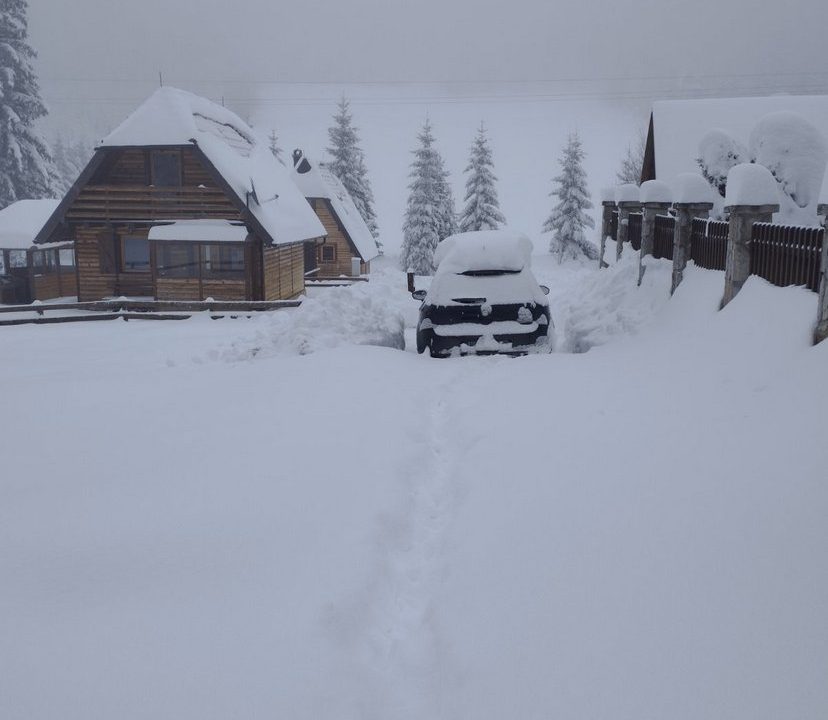 vikendica-o2-planina-tara-mitrovac-krnja-jela (19)