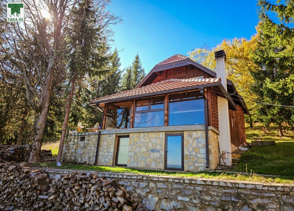 pogled-sa-vrha-i-spa-planina-tara-smeštaj-7