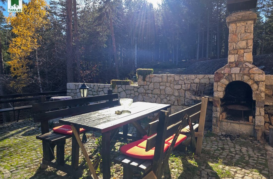 vila-joka-tara-apartmani-kaludjerske-bare (23)