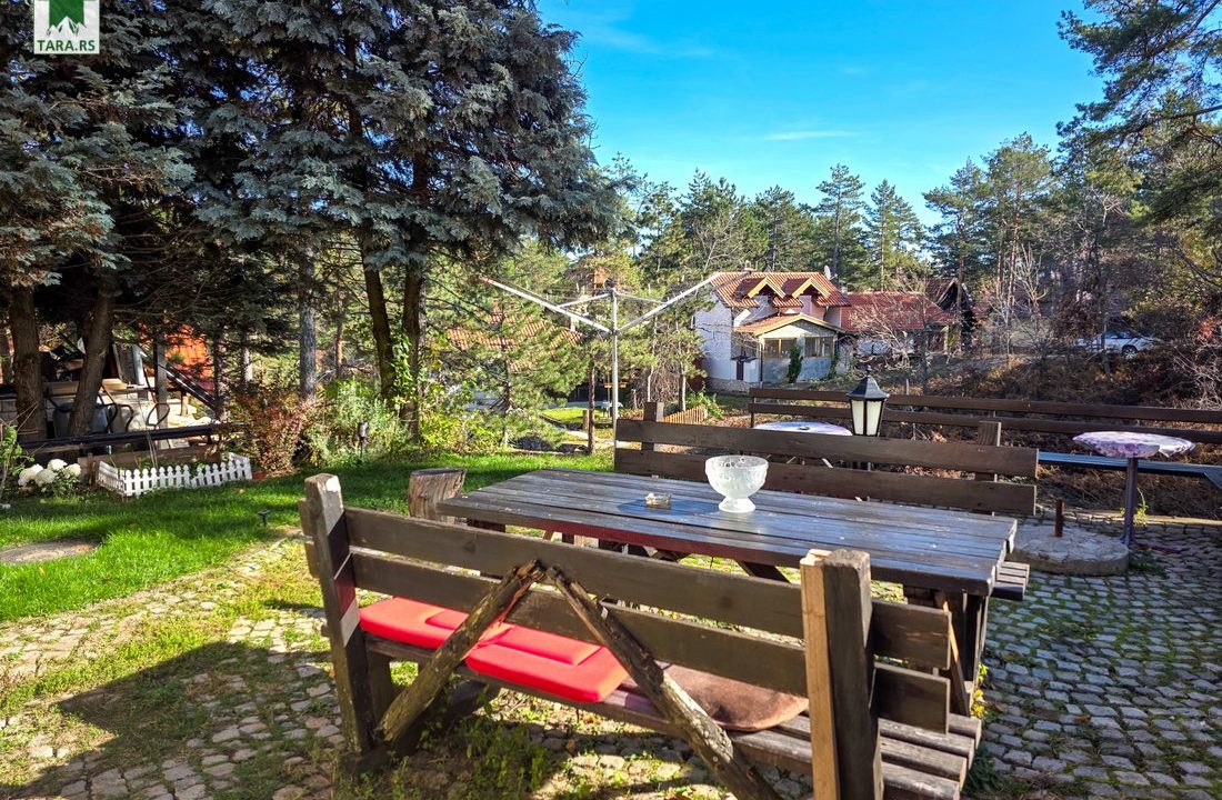 vila-joka-tara-apartmani-kaludjerske-bare (25)