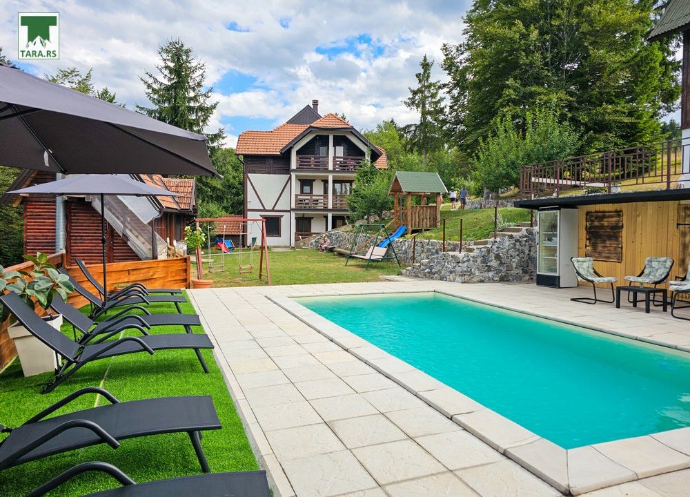 Apartmani-Andrić-Tara-Smeštaj-sa-bazenom-odmor-grupe (8)