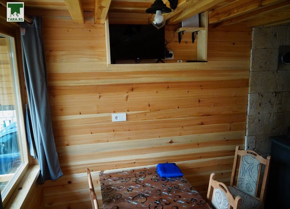 brvnara-panda-planina-tara-smeštaj-21