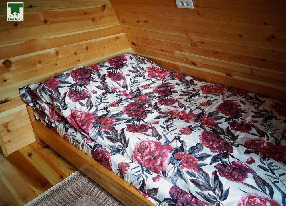 brvnara-panda-planina-tara-smeštaj-26