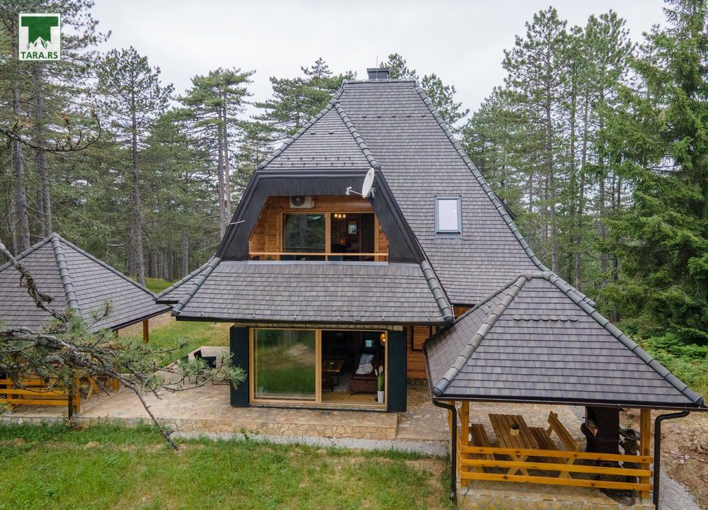 Apartmani-Crni-Bor-Tara-Kaludjerske-Bare-11
