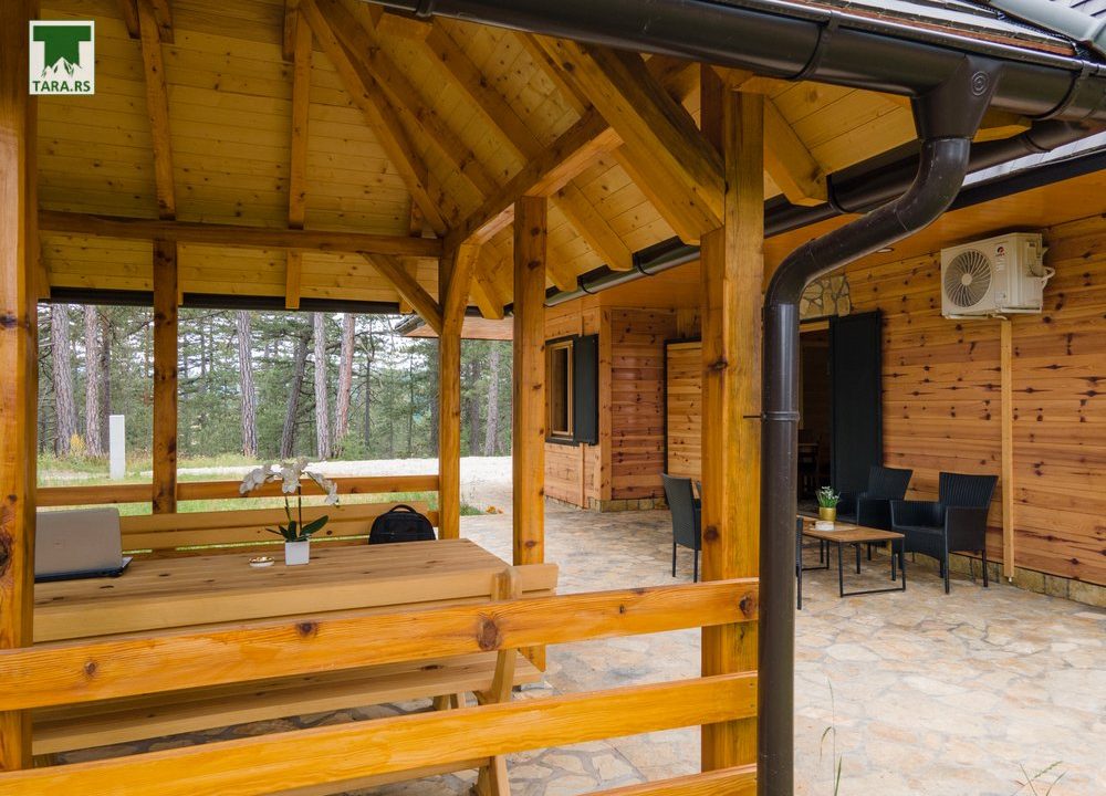 Apartmani-Crni-Bor-Tara-Kaludjerske-Bare-17