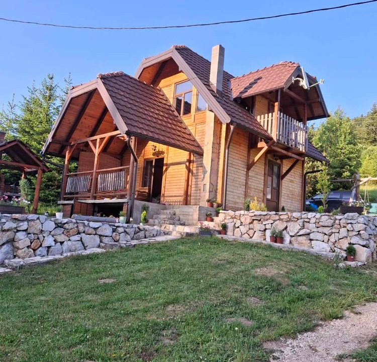brvnara-dolina-jela-tara-smeštaj-krnja-jela-8