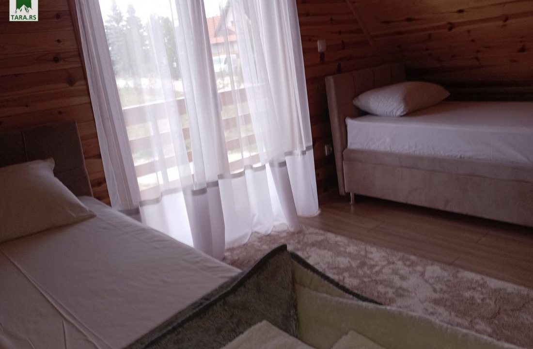 vikendica-tarska-tajna-perišić-planina-tara-1 (30)