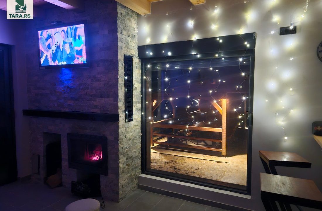 brvnara-tarin-osmeh-smeštaj-tara-sekulić-19