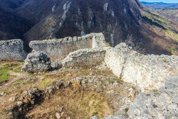 planina Tara Solotuša crkva i utvrđenje Solotnik (21)