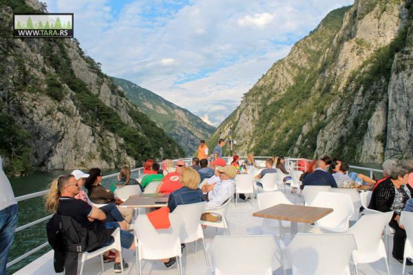 plovidba-kanjonom-perucac-visegrad (6)