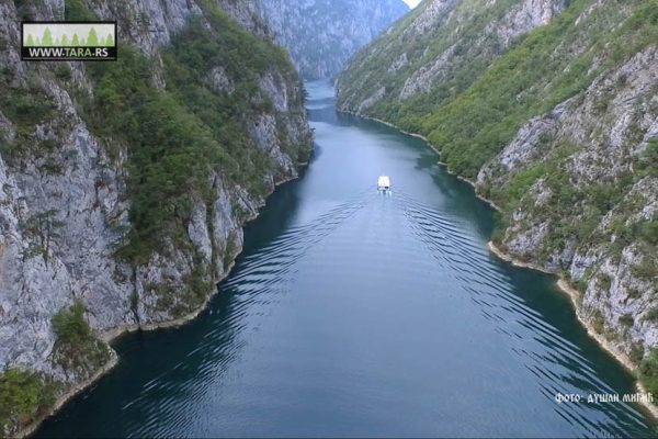 plovidba-kanjonom-perucac-visegrad (9)
